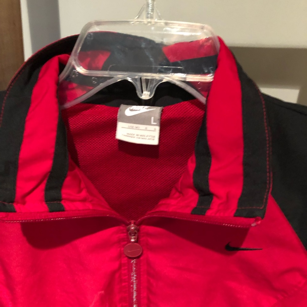 Nike Red/Black Lightweight Jacket Euc - image 4